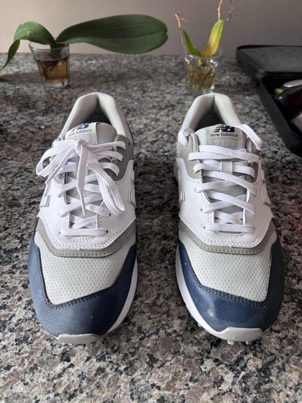 New Balance 997 Golf Shoes 8.5 4E (extra wide) navy / white, worn once
